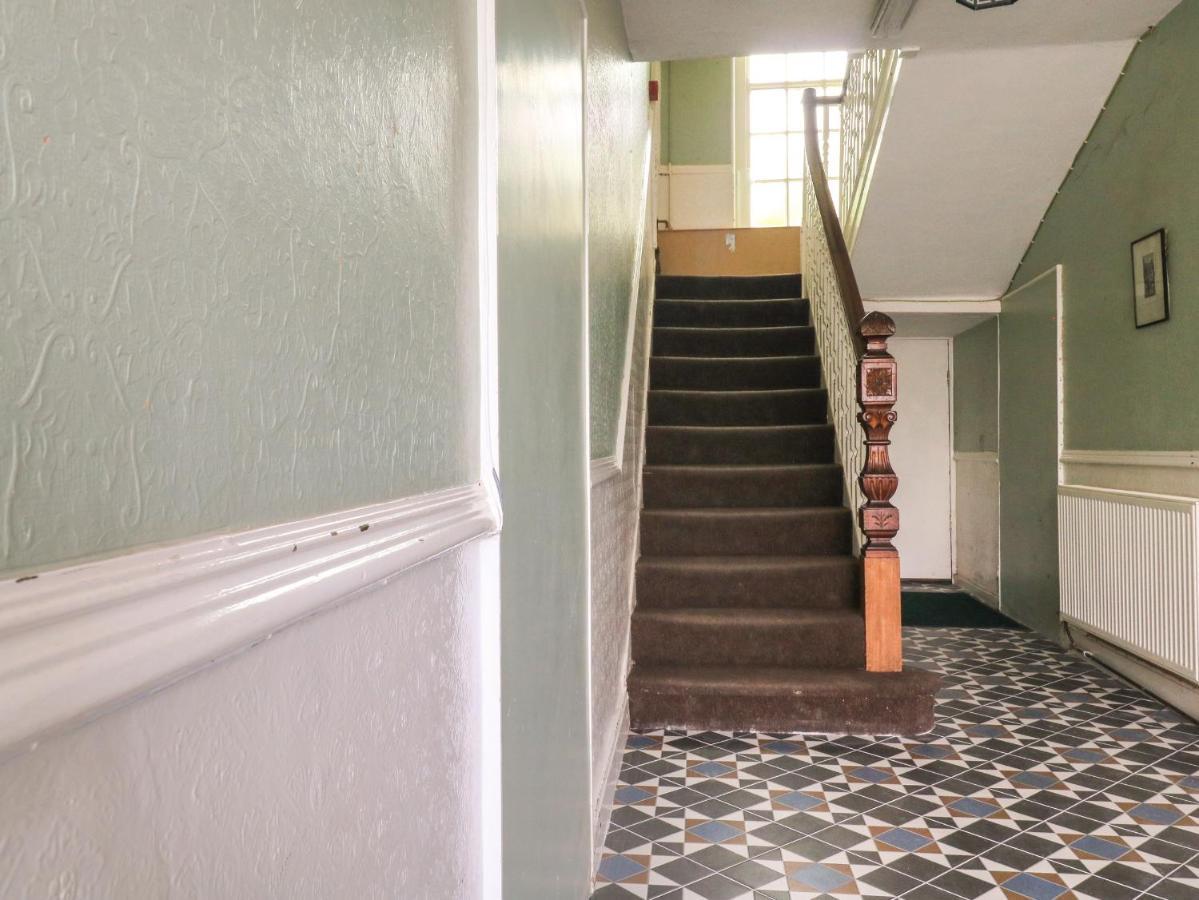 Clarendon House Villa Долиш Екстериор снимка