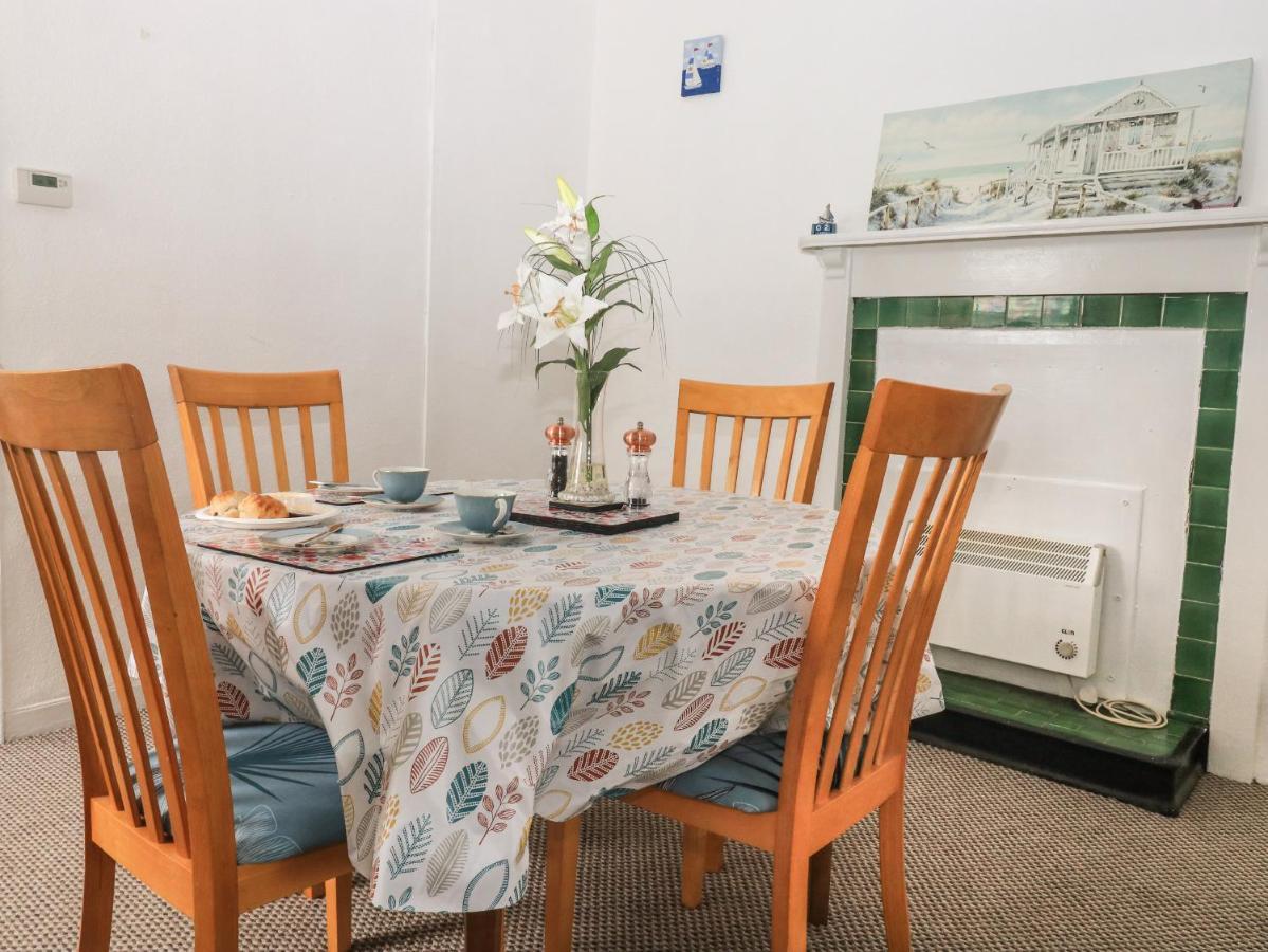 Clarendon House Villa Долиш Екстериор снимка